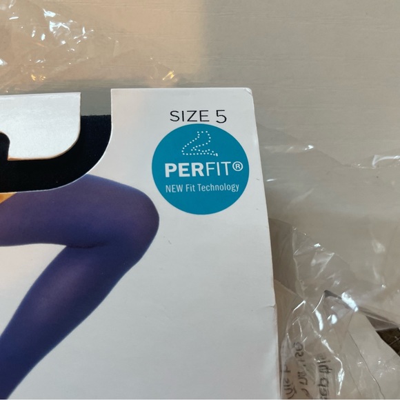 Hue Black Opaque Tights - Picture 4 of 7